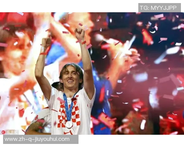 从贫困到绿茵传奇：那些走出困境的足球明星们的奋斗与荣耀